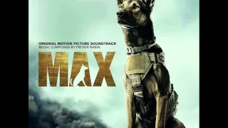 Max (2015) (OST) Blake Shelton - "Forever Young"