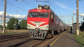 Дизель-поезд ДР1АМВ-328 на о.п. Воке / DR1AMV-328 DMU at Voke stop