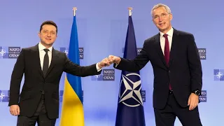 Почему Россия должна УМОЛЯТЬ НАТО принять Украину.