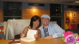 Icon Autographs (Adrienne Barbeau )