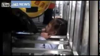 Kid rescued after her head gets stuck between balcony railings