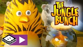 The Jungle Bunch | Her Majesty Service | Boomerang UK