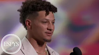 Patrick Mahomes thanks Chiefs teammates for making him ‘look good’ | 2023 ESPYS