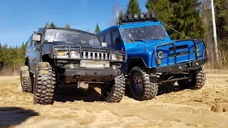 HUMMER против BLUAZ... Сравнительный тест монстров бездорожья! Scale RC Hummer and UAZ