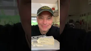 CAMBOZOLA CHEESE - How To Eat Blue Cheese