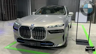 2023 BMW 7 Series (NEW): Ambient Light Modes, Illuminated Front Grille, Welcome & Emergency Lights.