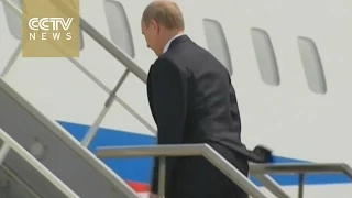 Putin returns home early from G20 summit