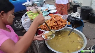 Myanmar Street Food - DELICIOUS Mohinga (မုန့်ဟင်းခါး) in Yangon!