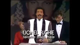 Lionel Richie Wins Black Male - AMA 1985
