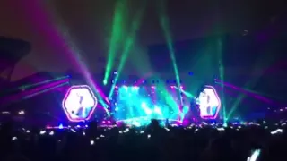 Coldplay - A Sky Full of Stars - Soldier Field - Chicago, IL