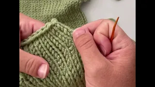 Sweater Seaming Series 1/4: Shoulder Seams in Mattress Stitch