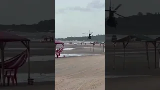 Polícia, usando helicóptero, enquadra condutor de veículo na praia em São Luís no Maranhão.