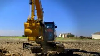 Cat® 320F Excavator at Work Digging