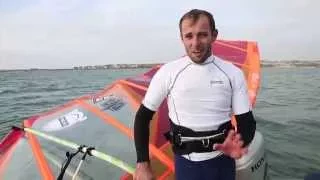 Team Volvo Tips Videos : Windsurf Carving with Nick Dempsey