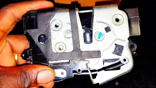 2014 Ford fusion se door lock actuator (driver door)..