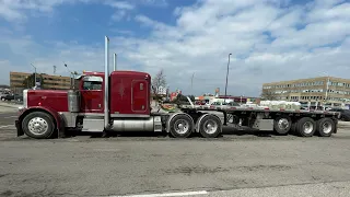 THE PARKING LOT IS TOO SMALL! Splitting B-Trains To Get To Delivery