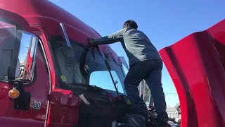 Visor installation  Freightliner Cascadia GMS custom Rigs