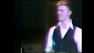 DAVID BOWIE 1976 CONCERT PT 1 COLOR