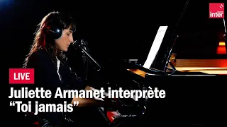Juliette Armanet reprend "Toi jamais" de Sylvie Vartan