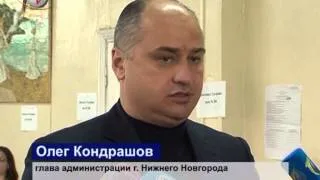 Олег Кондрашов голосует на выборах губернатора