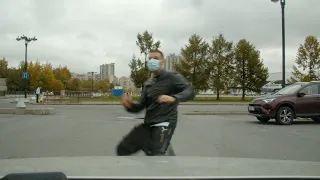 Разборки БЫДЛО на Дороге. Неадекватный пешеход. Road rage