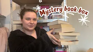 Mystery book box | what did we get? #booktube #booktuber