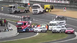 24 heures du Mans camions 2011 crash et best of