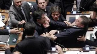 Italian MPs brawl in parliament over reforms