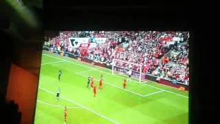 Gerrard and Van Pee Liverpool vs Man United Sept 1st 2013