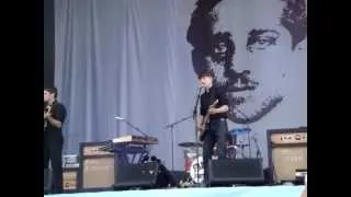 Franz Ferdinand - Walk away (Picnic.afisha Moscow 21.07.2012)