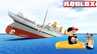 Batan Gemiden Kurtulmaya Çalışıyoruz!! - Panda ile Roblox Sinking Ship Britannic