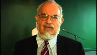 Interview with UFO researcher Stanton Friedman