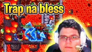 DDD em fuga enquanto fazia a bless - Tibia #GameLab