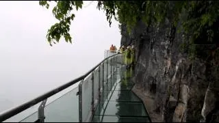 Glass Walkway - Tianmen Mountain Zhangjiajie