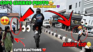 Cop’s👮‍♀️Clicked My WHEELIE Photo 📸|Ktm Duke Super Wheelie❤️‍🔥|CUTE REACTIONS😍 @samstuntz1987