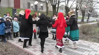 Праздник   это песни и танцы