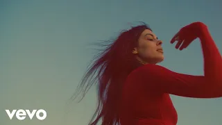 Julie Byrne - Summer Glass (Official Video)