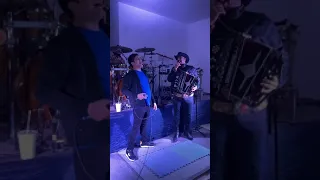 Ya te vi Remmy Valenzuela ft Los hijos del señor - (En Vivo)