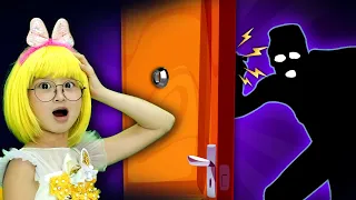 Knock Knock, Who's at the Door? - Nursery Rhymes & Kids Songs | Cherry Berry Song