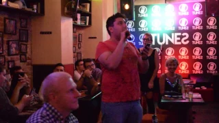 Dragoste de inchiriat Karaoke at Tunes Pub Bucharest