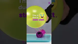 Visualising Static Electricity | Static Electricity Experiments with Balloons | #experimentshorts