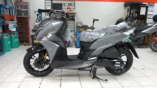 The 2021 SYM JET14 scooter 125cc euro 5 grey color walkaround