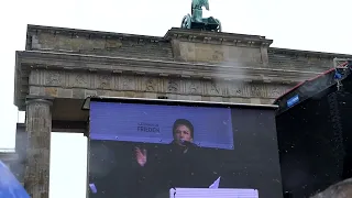 Sahra Wagenknecht 25 Februar 2023 Rede Demo in Berlin Brandenburger Tor