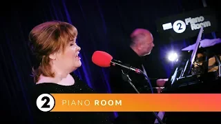 Susan Boyle - I Dreamed A Dream (Radio 2 Piano Room)