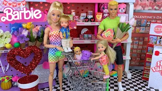 Barbie & Ken Doll Family Valentine's Day Shopping