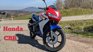 Hilfe wo sitz ich den auf einmal drauf / Honda cbr 125cc 4t Bj 07 Testfahrt / B196 / Samy.126