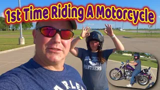 First Time Riding | Learning to Ride A Motorcycle On A Harley Davidson Sportster 1200