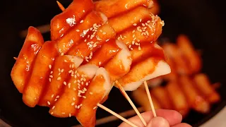 [1min] The Easiest Rice Cake Skewers, Tteokkochi (Korean Snacks)