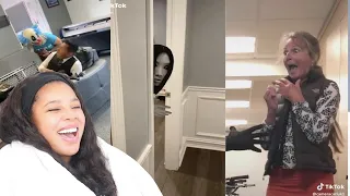 Halloween Jump Scares (TikTok Compilation) | Reaction