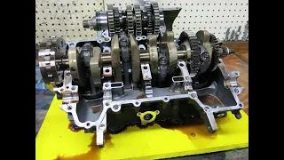 Yamaha YZF-R1 Race Engine Tear Down: The Bottom End!  (Part 3)